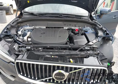 2022 Volvo Xc60 B5 Inscription из США, поврежденный, VIN YV4L12RL0N1087044